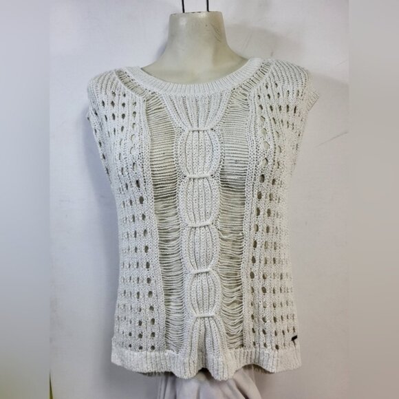 Temperance White Knitted Blouse - Picture 5 of 7